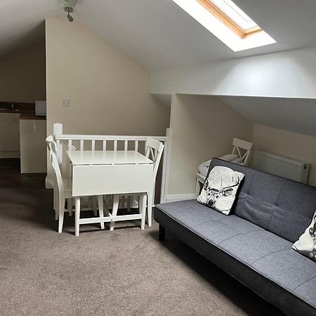 Queens Arms Country Inn Glossop Dış mekan fotoğraf